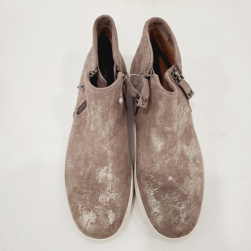 NEW Trask Lana Ankle Boot Sneaker Metallic Gray - Picture 3 of 6